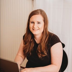 Meet your Posher, Abbey